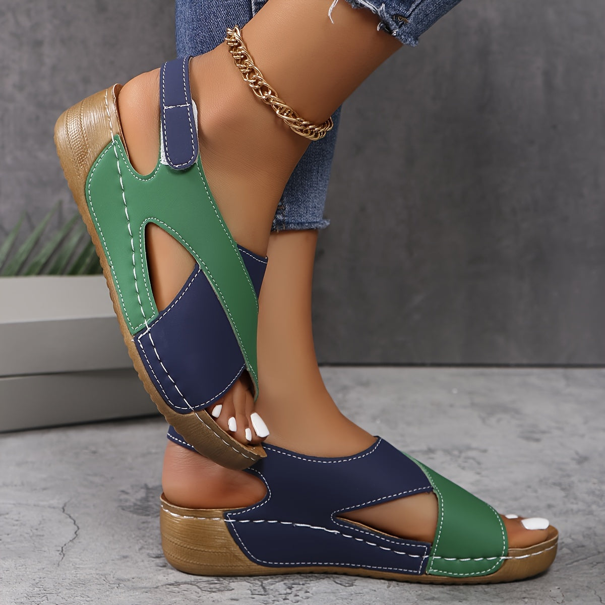 Monique | Ultra bequeme orthopädische Sandalen I Letzter Tag 80% Rabatt!