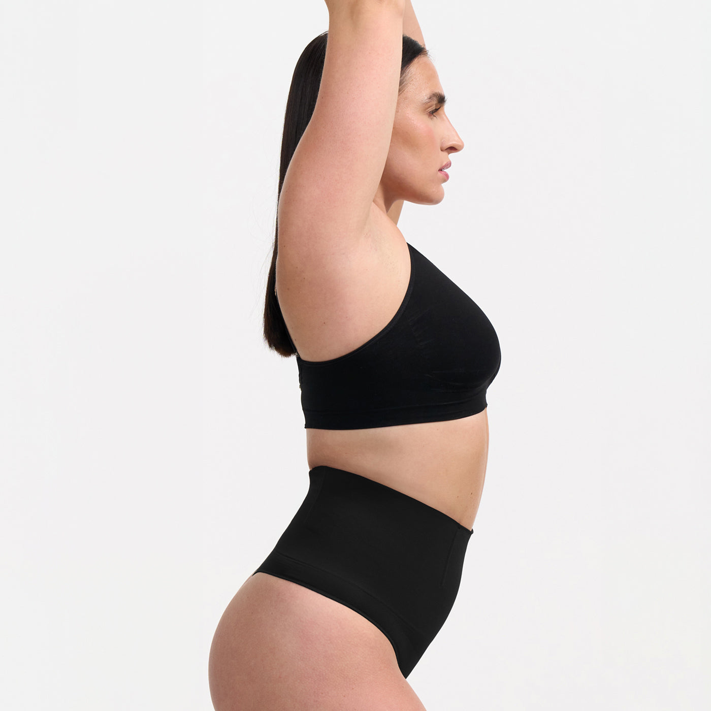 Formende String mit hoher Taille