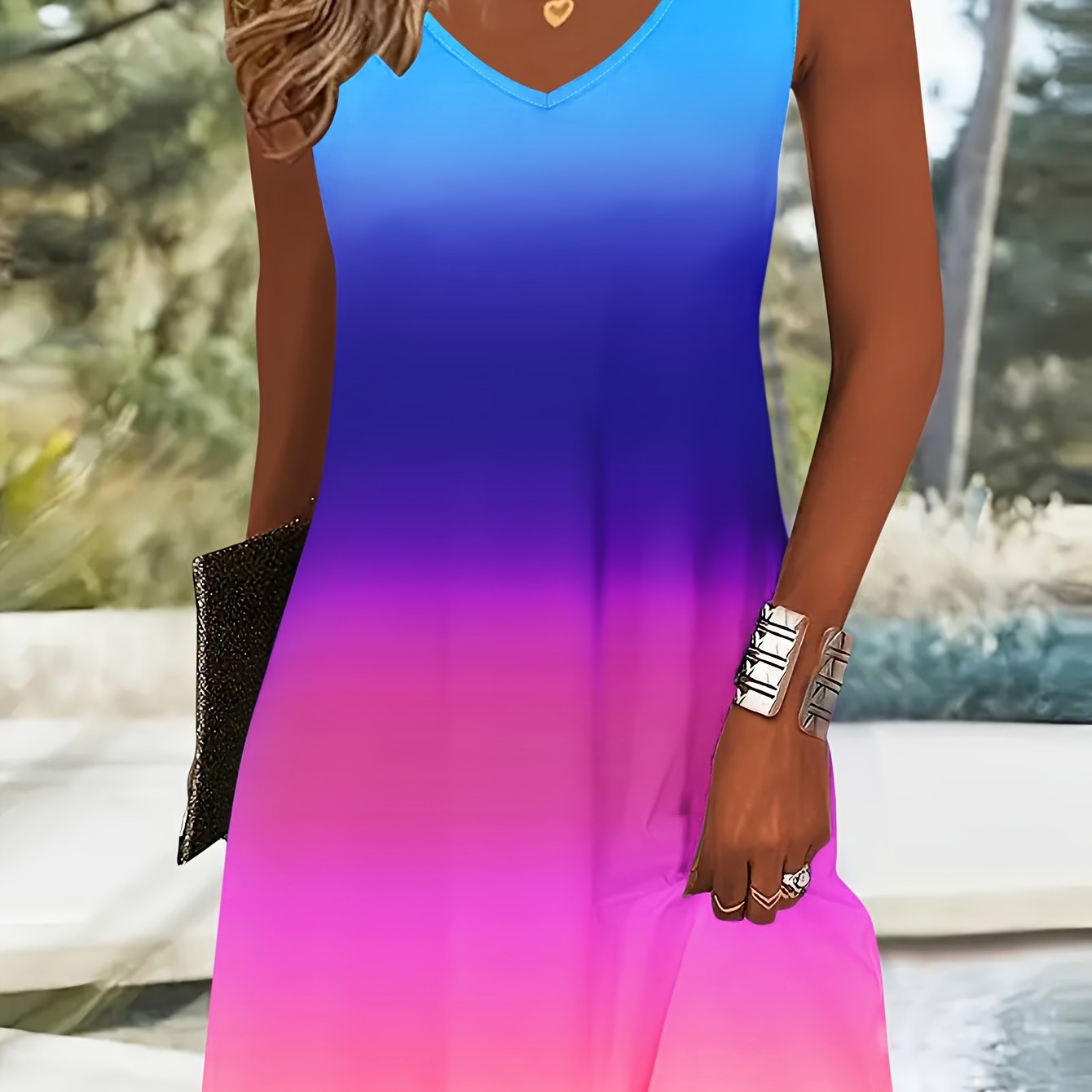 V-Ausschnitt Kleid mit Farbverlauf - Strandkleider