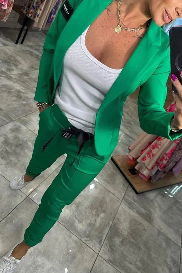 Isabelle | Maßgeschneidertes Set mit Weichem Blazer und Lässigen Jogginghosen