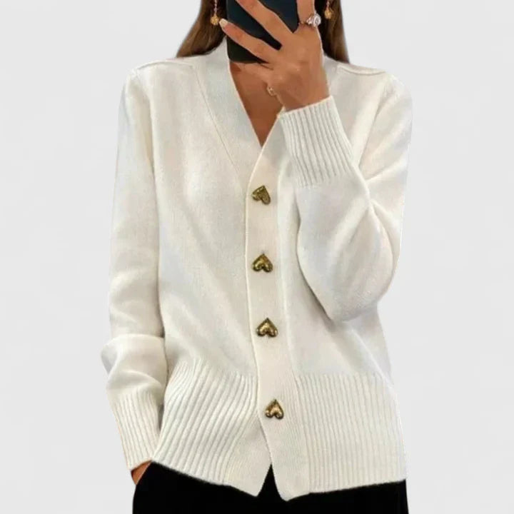 Annette | Eleganter Cardigan mit Herzknöpfen