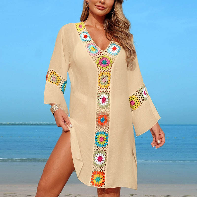 V-Ausschnitt, kurze Ärmel, leicht mit buntem Blumenmuster - Strandkleid