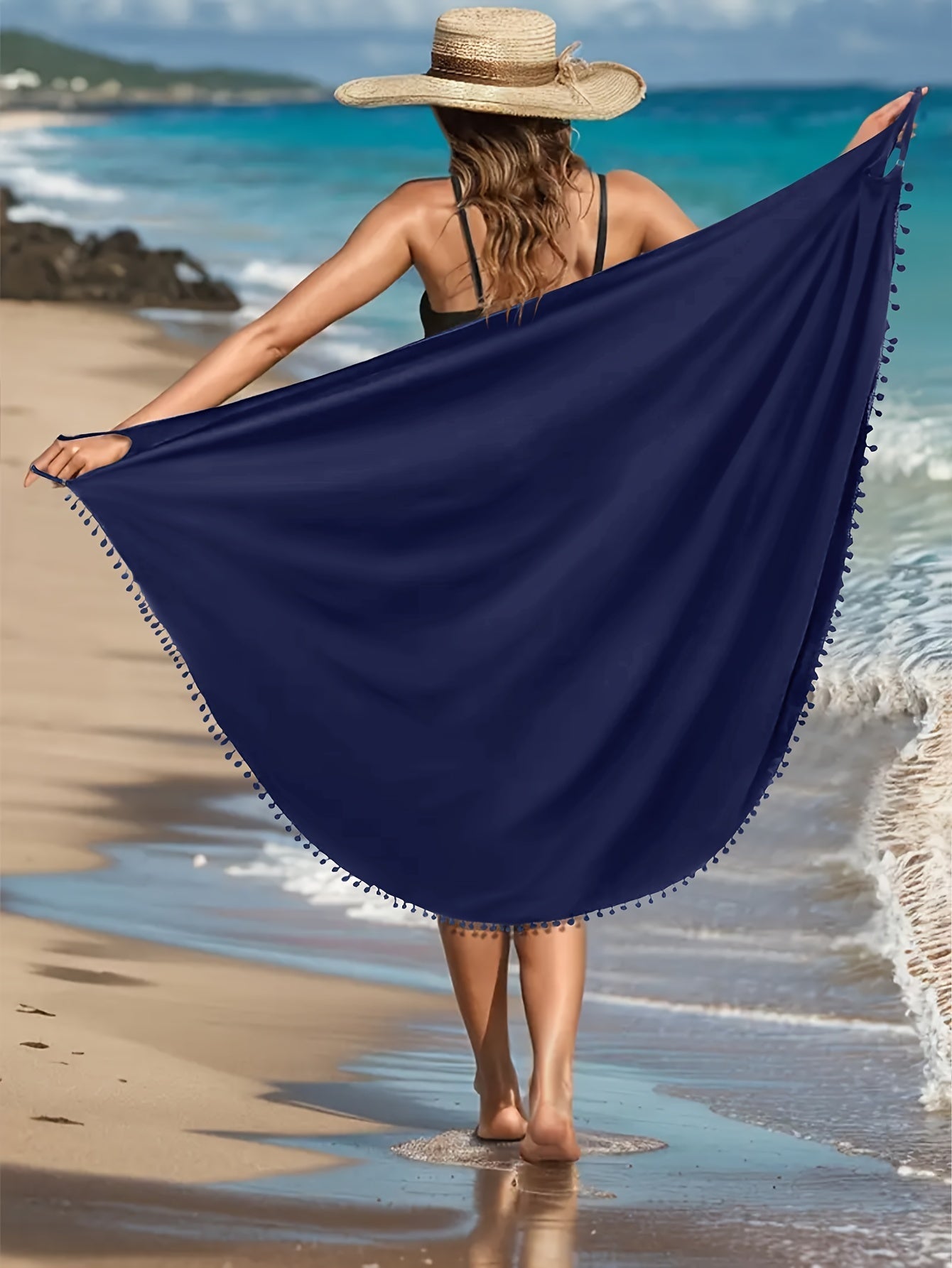 Emma | Einfarbiges Maxi-Strandkleid mit Pom-Pom-Dekor und V-Ausschnitt