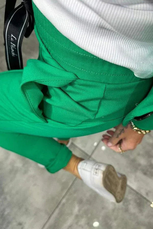 Isabelle | Maßgeschneidertes Set mit Weichem Blazer und Lässigen Jogginghosen