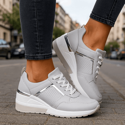 Lyria I Rise Sneakers