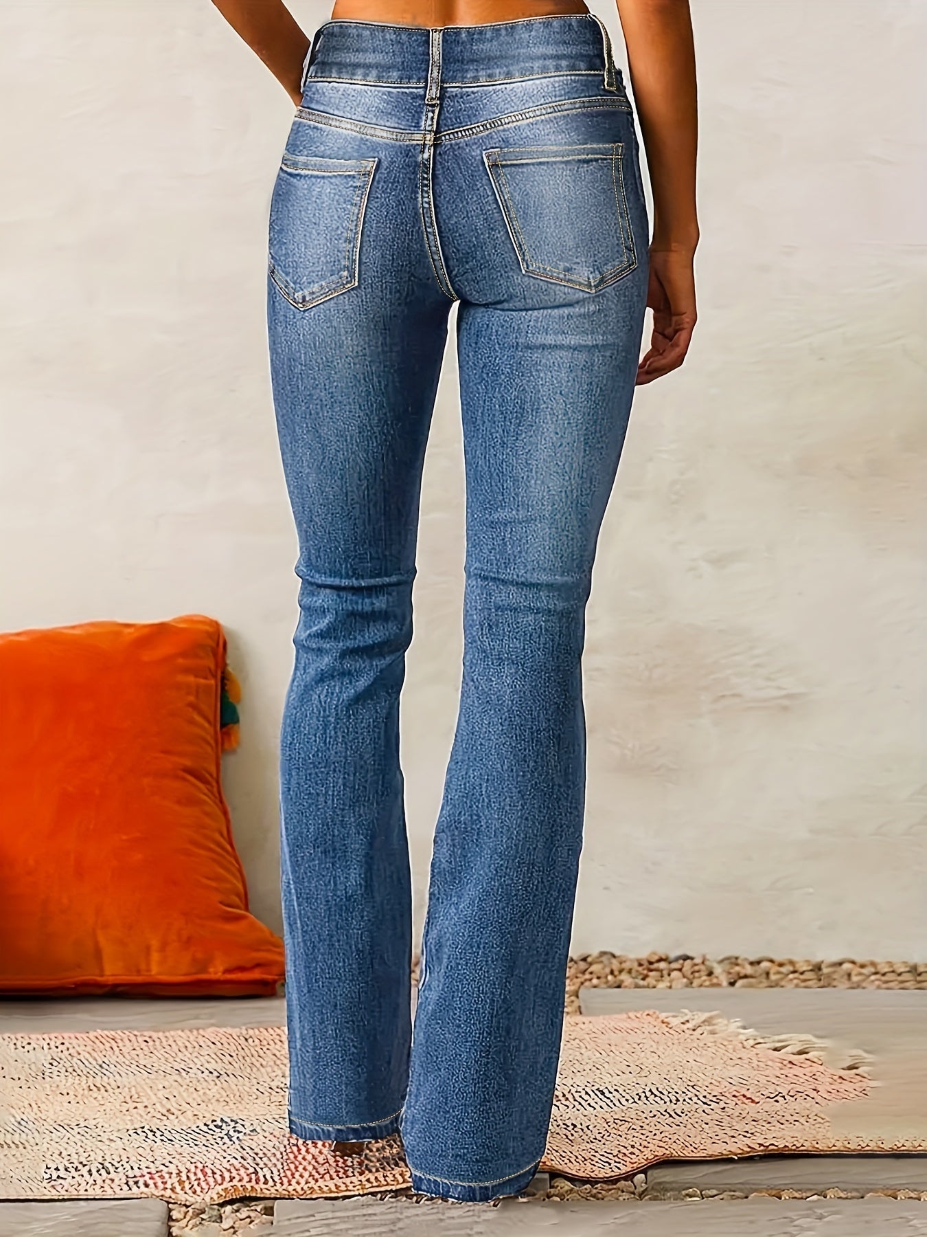 Aya | Hochtaillierte, ausgestellte Jeans