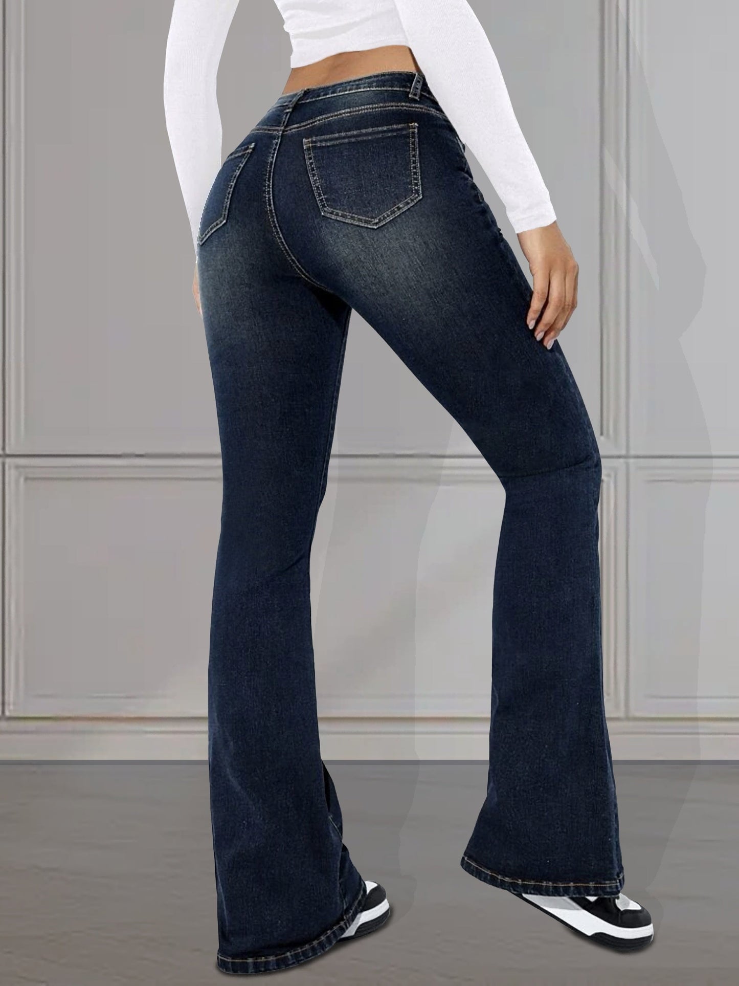 Ausgestellte Jeans - trendige seegrüne Damen-Jeans