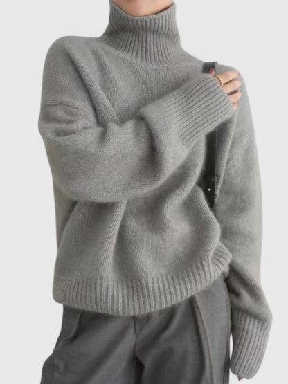 Althea | Eleganter Pullover mit hohem Kragen