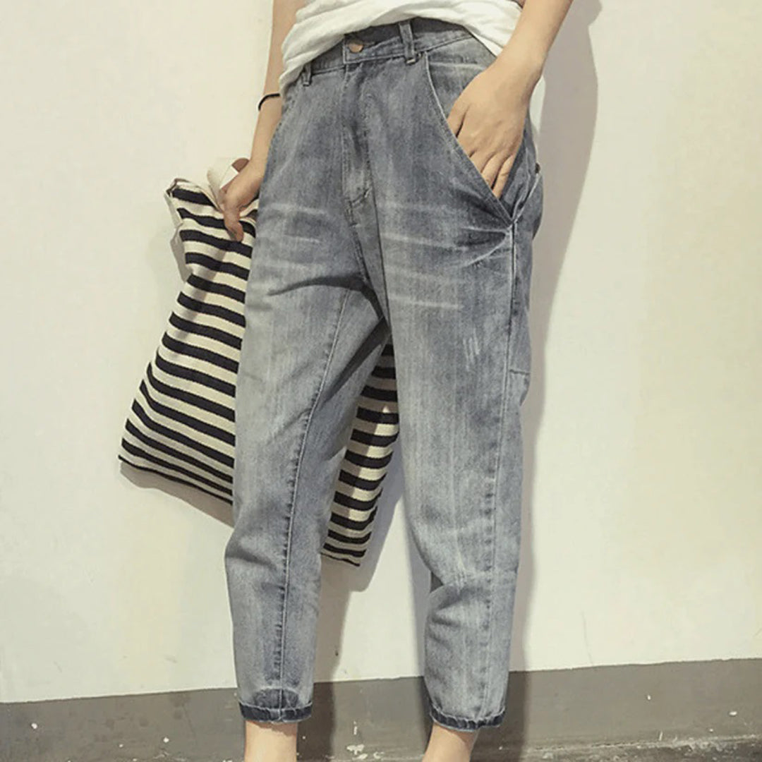 Helle blaue Jeans - stilvolle und gemütliche Damen-Denim-Hosen