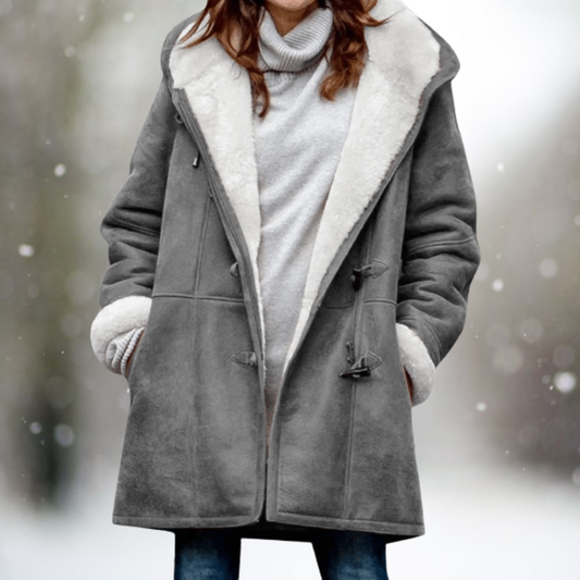 Svetlana – Premium-Wildlederjacke mit halblanger Kapuze
