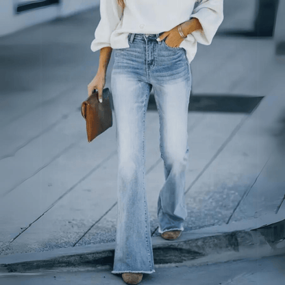 Damen Flared Jeans hoch tailliert lässige Hosen - trendige hellblaue Bootcut & Flared Stil
