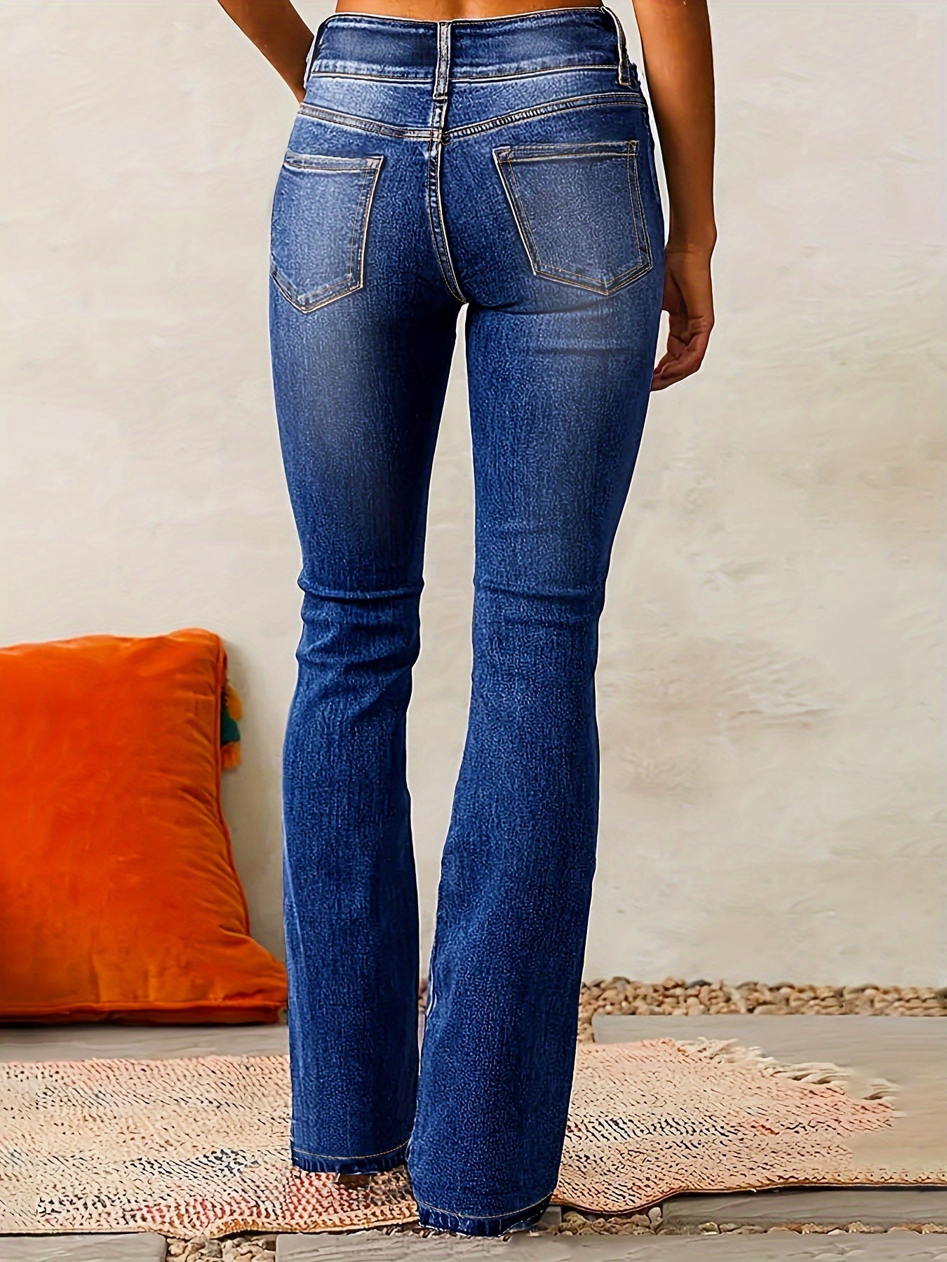 Aya | Hochtaillierte, ausgestellte Jeans