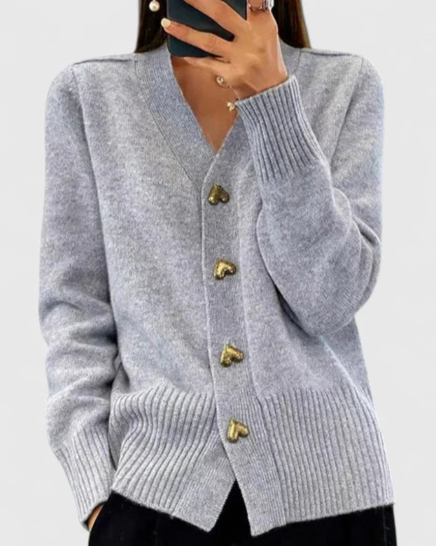 Annette | Eleganter Cardigan mit Herzknöpfen
